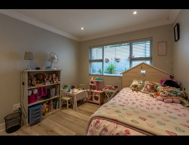 3 BEDROOM HOUSE FOR SALE IN MAROELADAL
